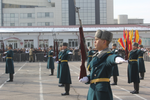 КР КК Улуттук гвардиясынын 10126 аскер бөлүгүндө Бишкек шаарында жайгашкан билим берүү мекемелеринин окуучулары жана  студенттери үчүн ачык эшиктер күнү өткөрүлдү